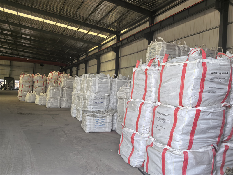 Almandine Rock Garnet Sand -1-Garnet Sand,Garnet micropowder - HAIXU packing of garnet sand